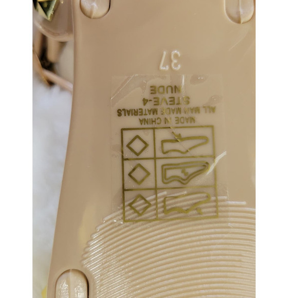 Women's Nude Studded Jelly Sandals Size 7 - Picture 6 of 7